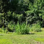 Prázdninový dům Fichtenwalde, 160m², 3 Sz, 2 Baeder, Bis 6 Personen, Garten, Vdsl Fichtenwalde