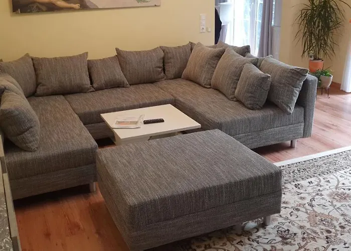 Fichtenwalde, 160m², 3 Sz, 2 Baeder, Bis 6 Personen, Garten, Vdsl Semesterbostad *