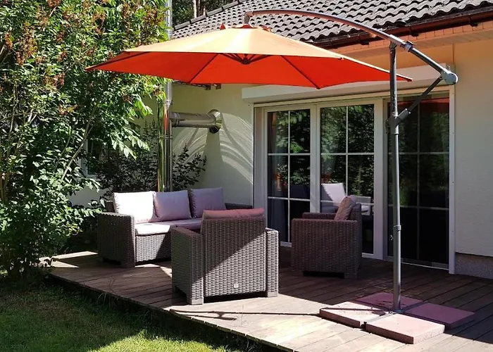 Fichtenwalde, 160m², 3 Sz, 2 Baeder, Bis 6 Personen, Garten, Vdsl * Fichtenwalde