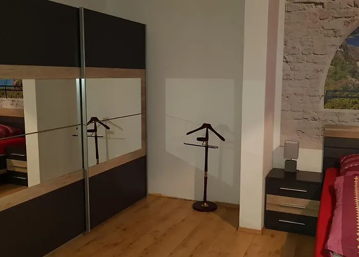 Fichtenwalde, 160m², 3 Sz, 2 Baeder, Bis 6 Personen, Garten, Vdsl * Fichtenwalde